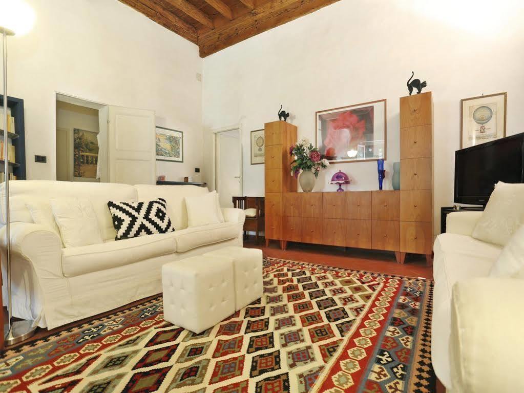 La Butterfly Guest Apartment Lucca Luaran gambar